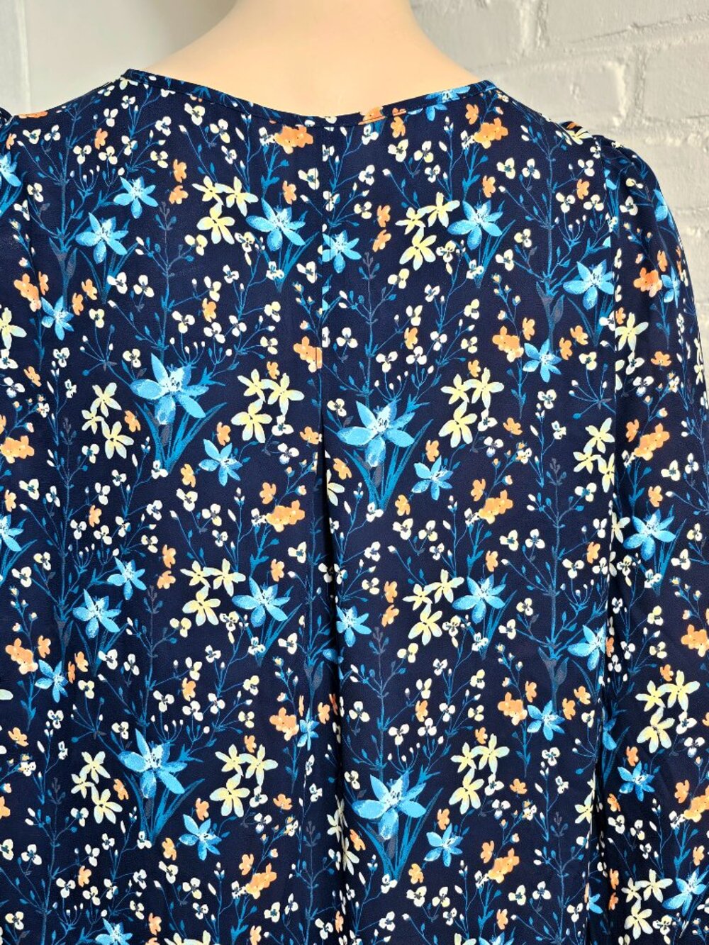 Gap Navy Floral Boho Blouse Size L NWT Long Sleeve Peplum - Picture 5 of 11